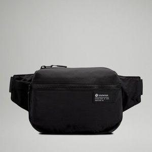 Lululemon Clean Lines Belt Bag NWT